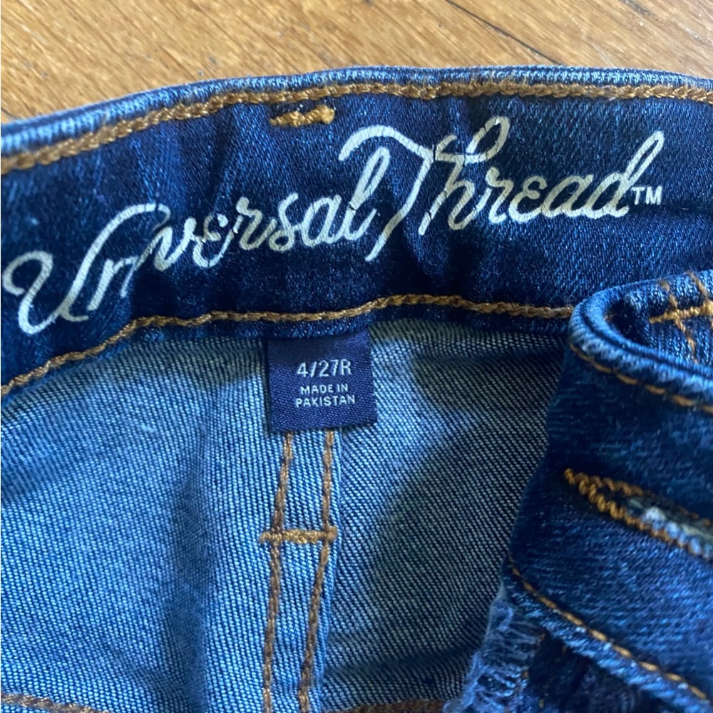 Universal Thread High Rise Skinny Jean - Picture 3 of 6